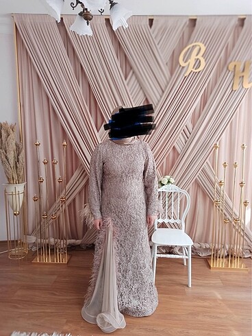 Nişan kıyafeti