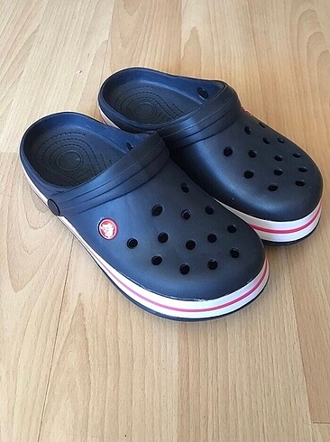 Crocs terlik