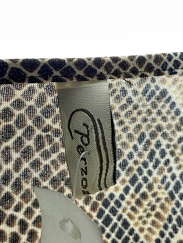 36 Beden çeşitli Renk PreLoved Bluz %70 İndirimli.