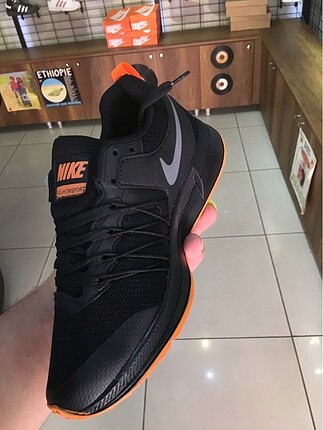 Nike Yeni etiket