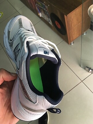 New Balance Yeni etiket