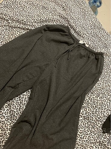 Pull and Bear pull and bear pantolon eşofman