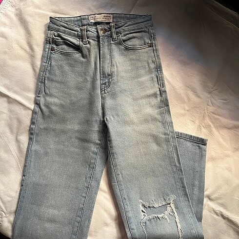 straight jean