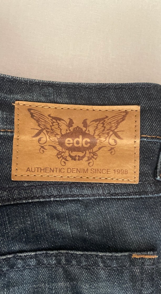 Californiada üretilmiş özel seri jean - Görsel 3