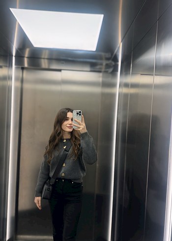 Düğmeli Gri Mini Örgü Kadın Hırka - Görsel 2