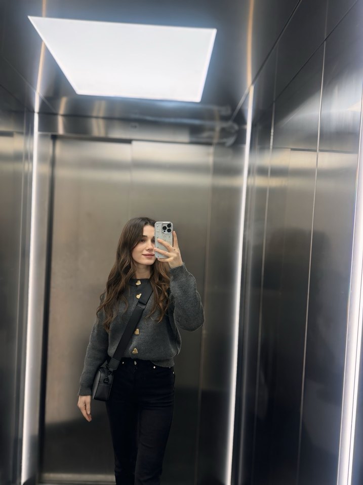 Düğmeli Gri Mini Örgü Kadın Hırka - Görsel 2