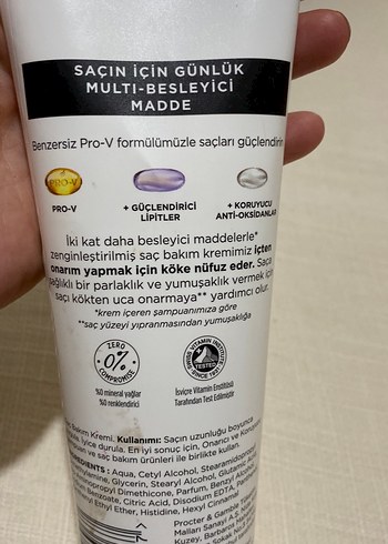 Diğer Pantene Pro-V Onarıcı ve Koruyucu Saç Kremi