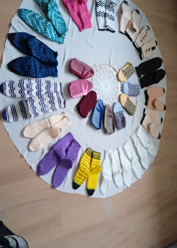 el örgüsü naylon iplikden çoraplar renkli - Görsel 3