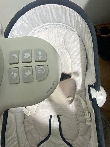 9- 18 kg Beden Titreşimli ana kucağı beşik tertemiz