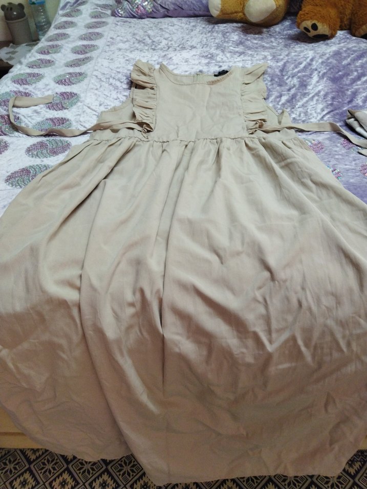 Kız Çocuk Bej Kolsuz Fırfırlı Elbise - Görsel 3