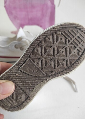 21 Beden Kız Çocuk Converse Ayakkabı