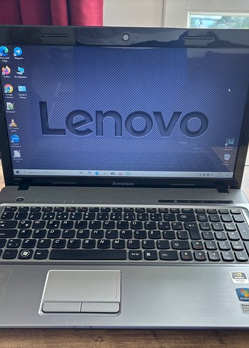 Lenovo Z560 i5 işlemci 4gb ram 120gb ssd