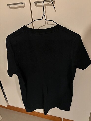 s Beden Hollister tshirt