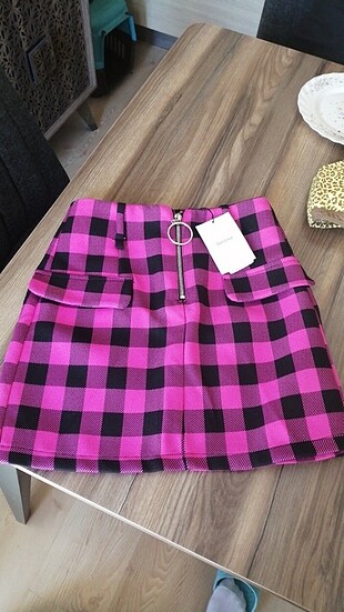 Ekoseli mini etek