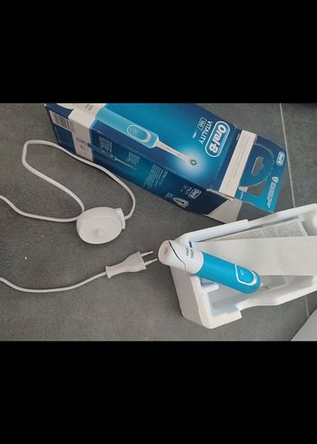 Oral-B