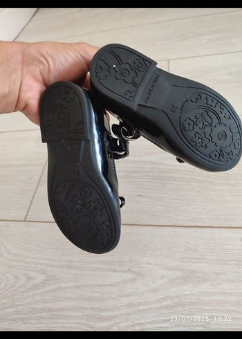 Kız Çocuk Siyah Rugan Babet Ayakkabı - Görsel 5