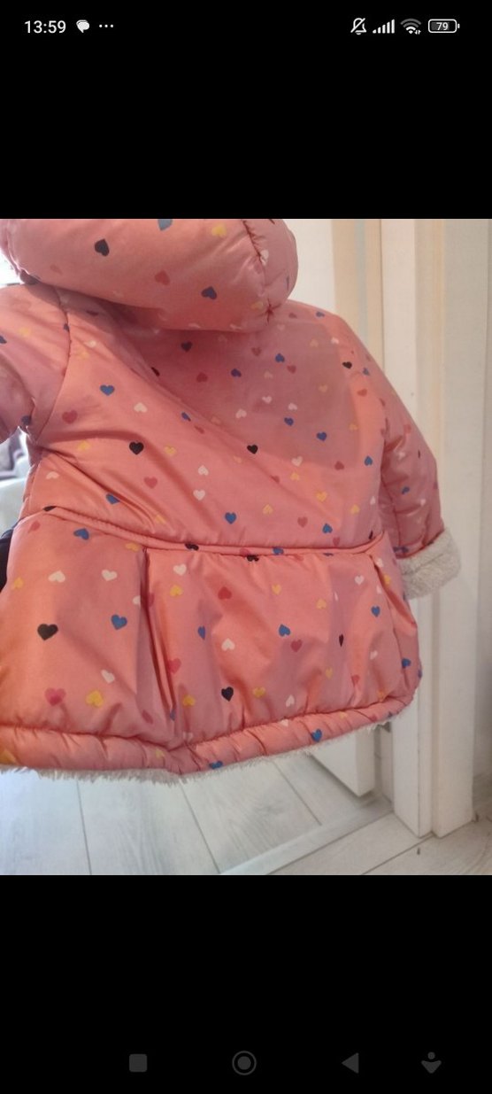 Düğmeli Kapüşonlu Kız Çocuk kaban - Görsel 3