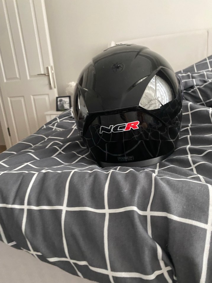 Siyah Camlı NCR kask parlak - Görsel 4