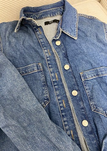Düğmeli Rahat Kesim Kadın Denim Ceket - Görsel 4