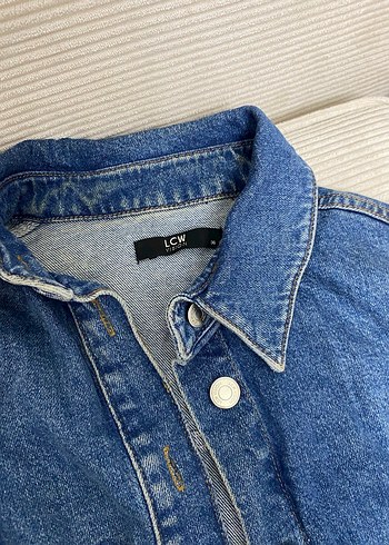 Düğmeli Rahat Kesim Kadın Denim Ceket - Görsel 2