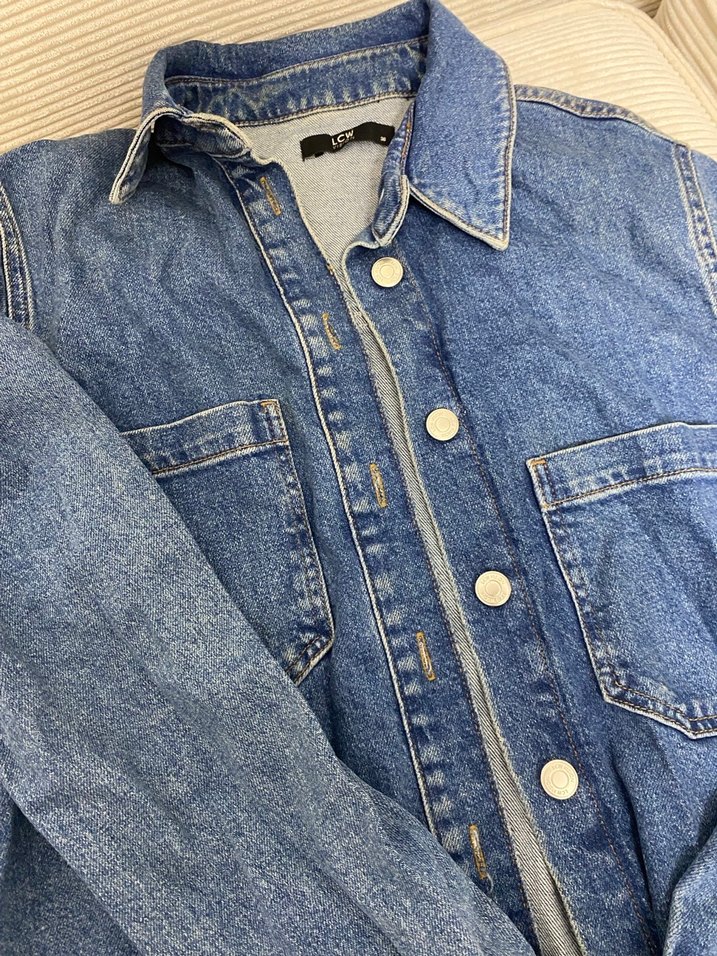 Düğmeli Rahat Kesim Kadın Denim Ceket - Görsel 4