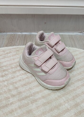 22 Beden pembe Renk Adidas kız bebek spor ayakkabı
