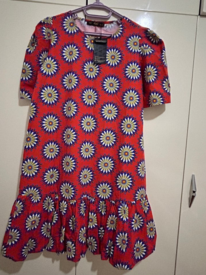 Renkli Kısa Kollu Fırfırlı Kız Elbisesi - Görsel 2