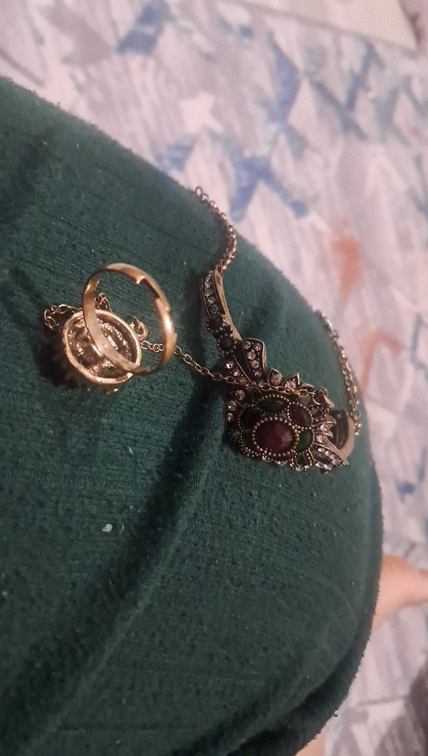 vintage tarzi şahmeran - Görsel 3