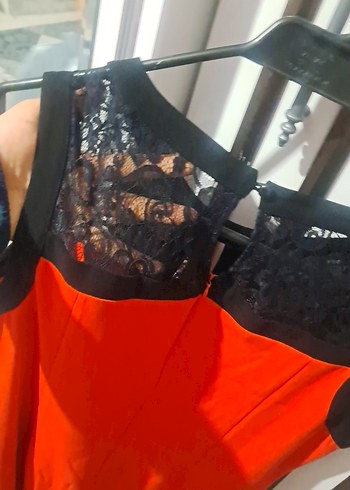 Kırmızı Straplez Midi Abiye Elbise - Görsel 3