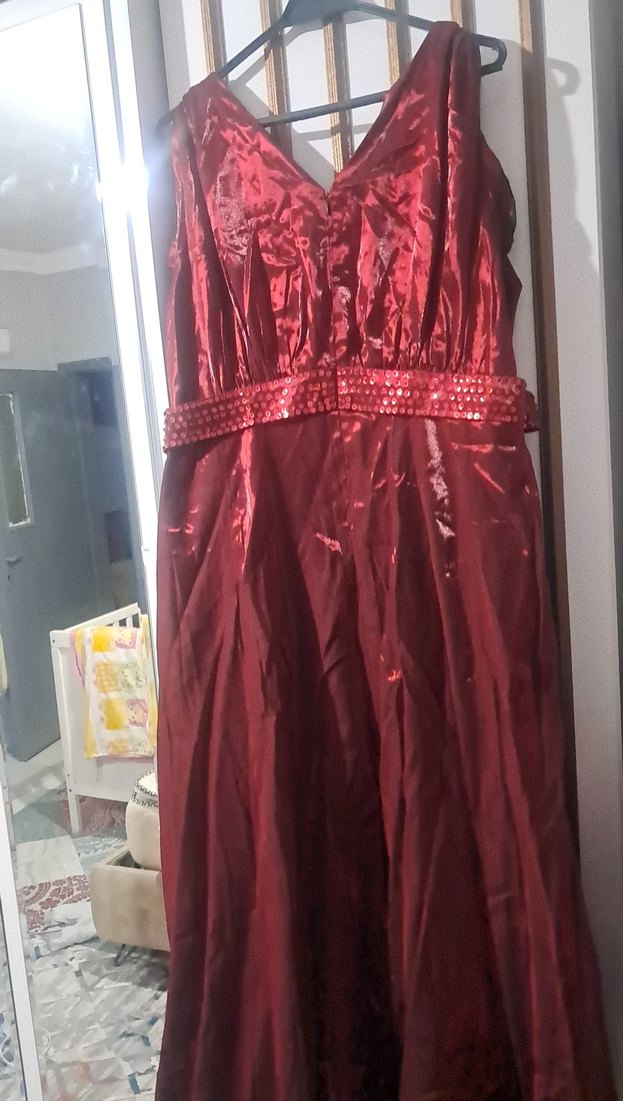 Uzun Bordo V Yaka Drapeli Kadın Abiye Elbise - Görsel 4