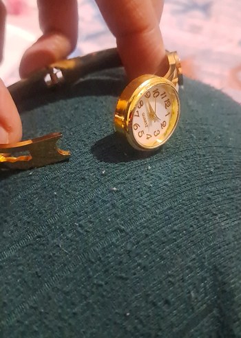 Parlak Altın Renk Vintage Kadın Saati - Görsel 4