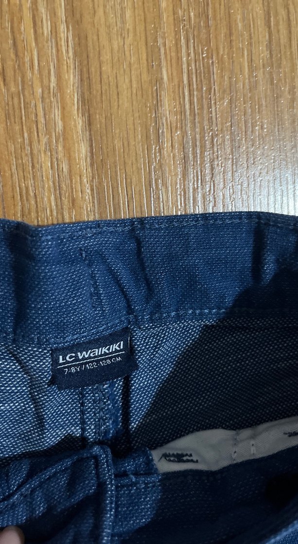 Erkek Mavi Denim Düğmeli Bol Kesim Şort - Görsel 2