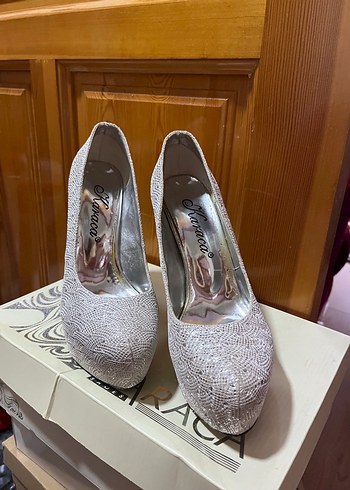 Gri Yılan Desenli Platform Topuklu Kadın Ayakkabı - Görsel 3