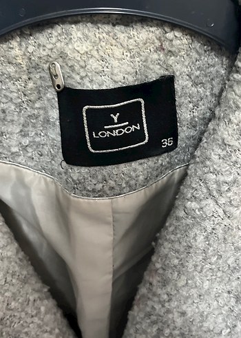 Gri Kabarık Dokulu Kadın Kaban - Görsel 3