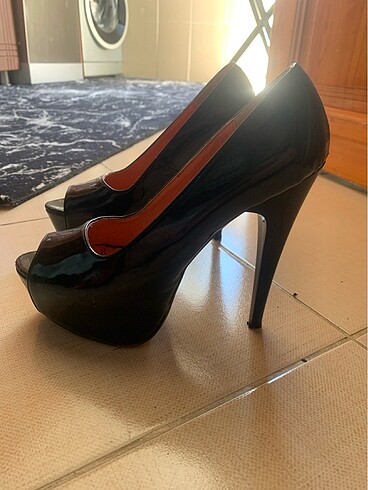 Rugan topuklu ayakkabı - Görsel 5