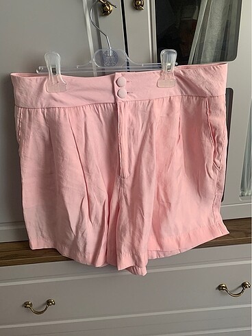 LC Waikiki Şort pembe