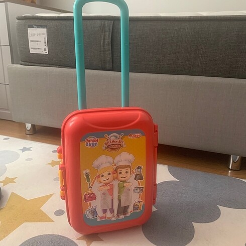 Oyuncak valiz çanta