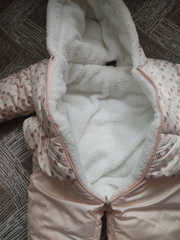 eldivenli Kız Bebek Beyaz Kapüşonlu Tulum - Görsel 2