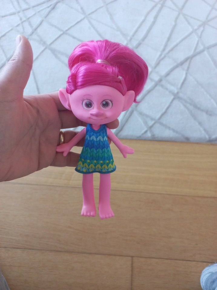 Pembe Saçlı Renkli Troll Figürü - Görsel 3