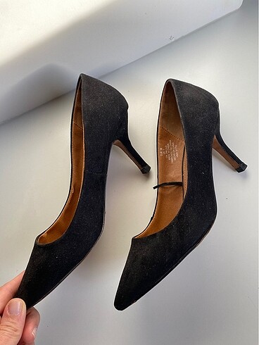 38 Beden H&M SİYAH NUBUK STİLETTO
