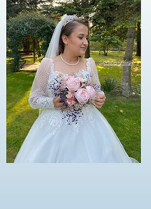 UZUN KOLLU GELİNLİK 