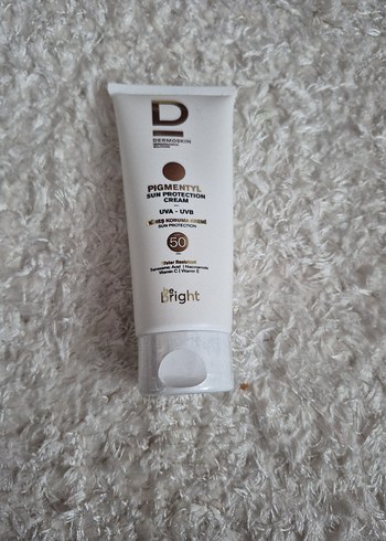 Deemoskin Pigmentyl Güneş Koruyucu Krem SPF 50 - Görsel 2