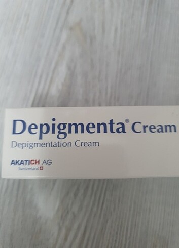 Asos Depigmenta krem 40ml 
