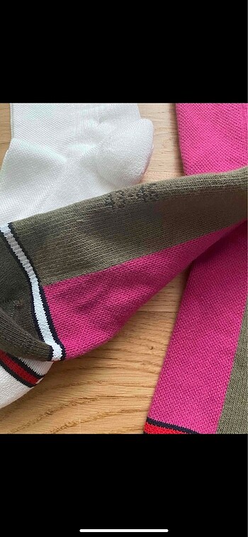 Tommy Hilfiger 1 çift 70 TL 43/46 numara