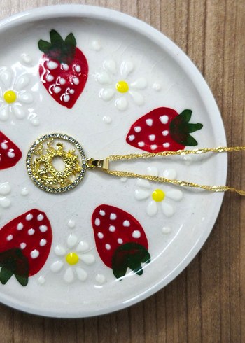 Renkli Nakış Detaylı Mini Bohem Altın Kolye
