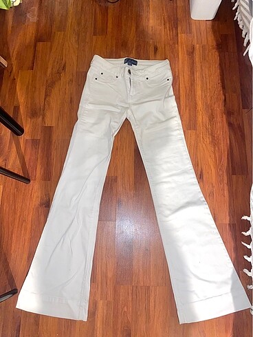Düşük bel pantolon