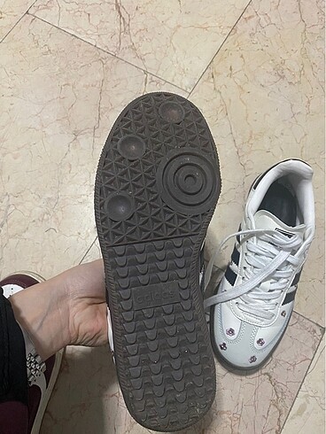 36 Beden beyaz Renk Adidas samba çiçekli ayakkabı