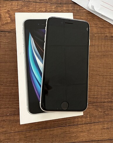 İPhone SE 2020