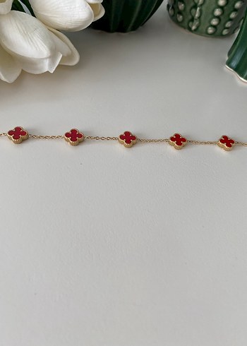 Van cleef&arpels Kırmızı Çiçek Desenli Zincir Bileklik