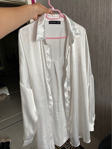Beyaz saten Oversize gömlek